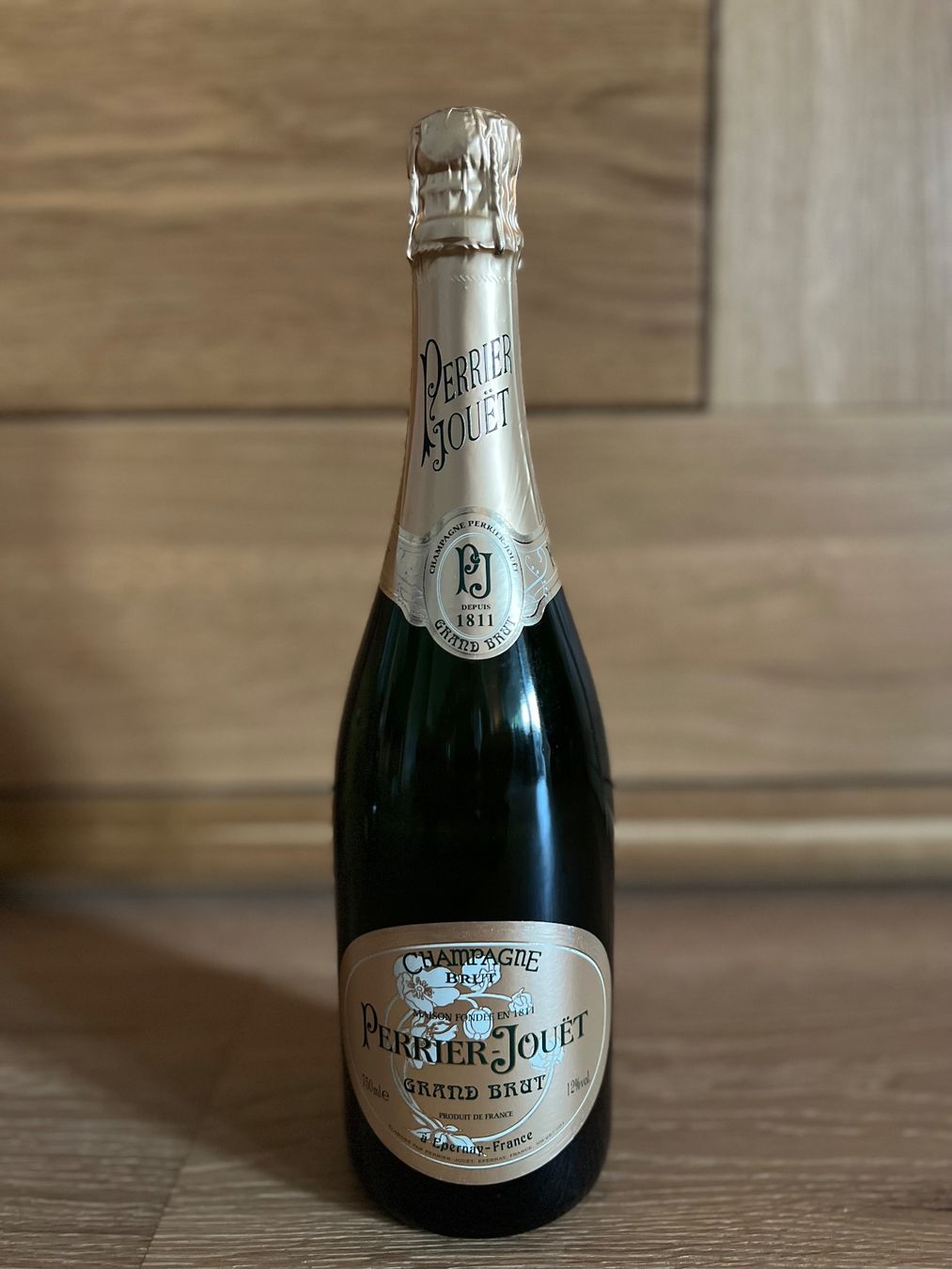 Spirituosen: Champagne Perrier-Jouët Grand Brut – Gebraucht aus Uster von divovodi