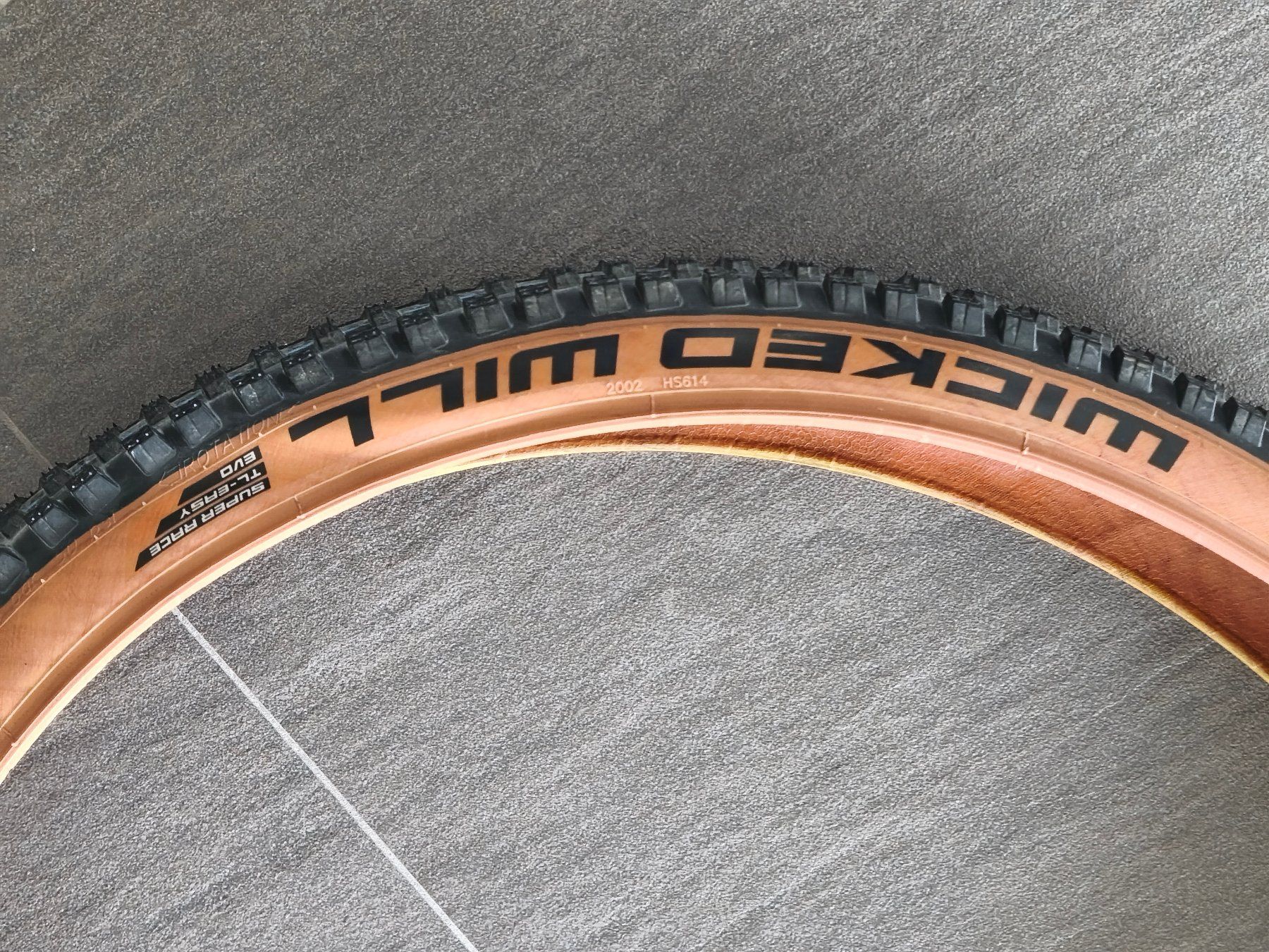 Schwalbe Pneumatici & Ruote complete: Schwalbe Wicked Will - 27.5x2.40" - Faltreifen – Nuovo (secondo la descrizione) da Jegenstorf venduto da Juchlistock 1