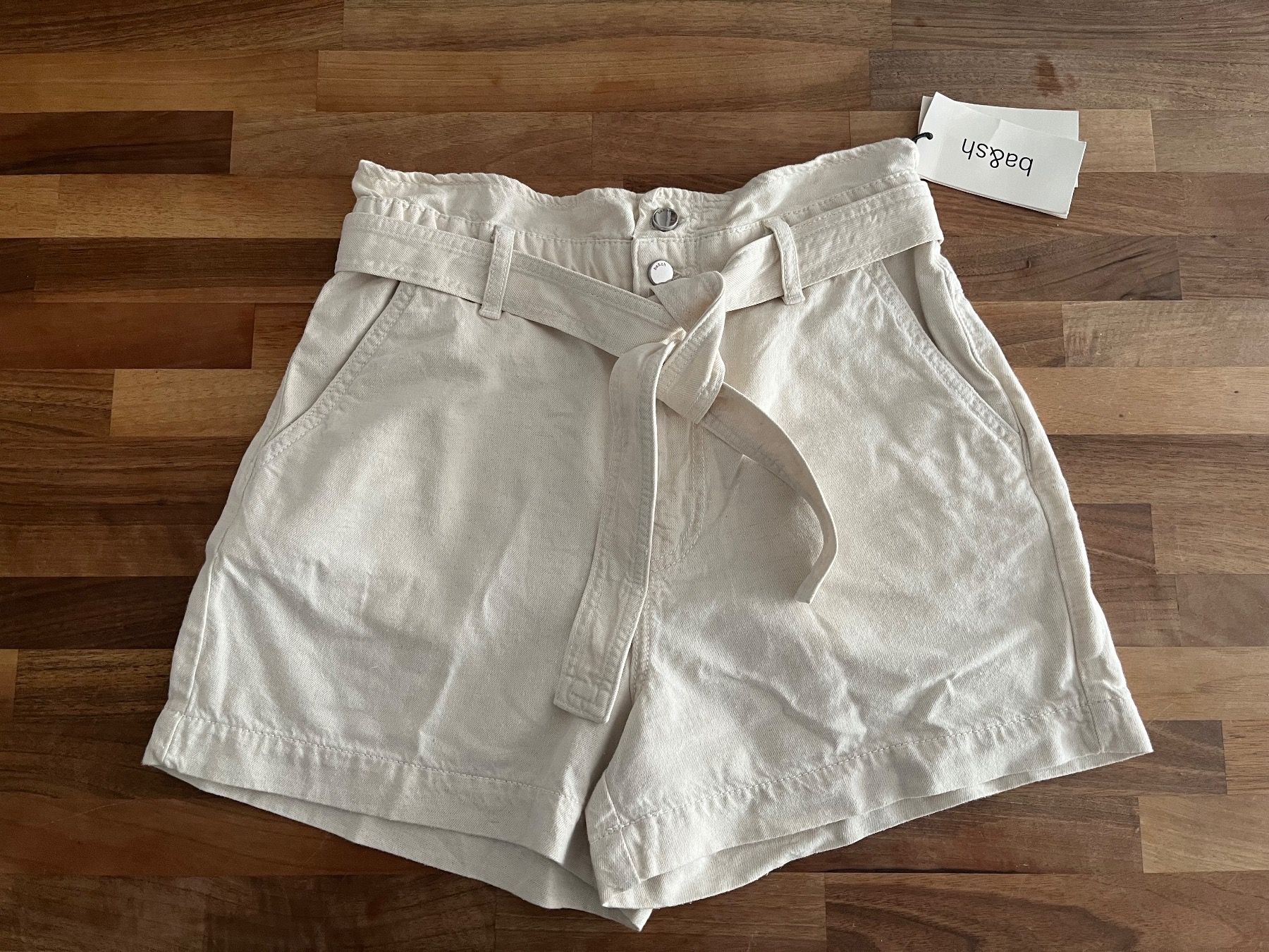Ba&Sh Pantaloni: Neue BA&SH Bio B Shorts mit Etikette – Nuovo e nell'imballaggio originale da Wettingen venduto da epe_9vbf 3
