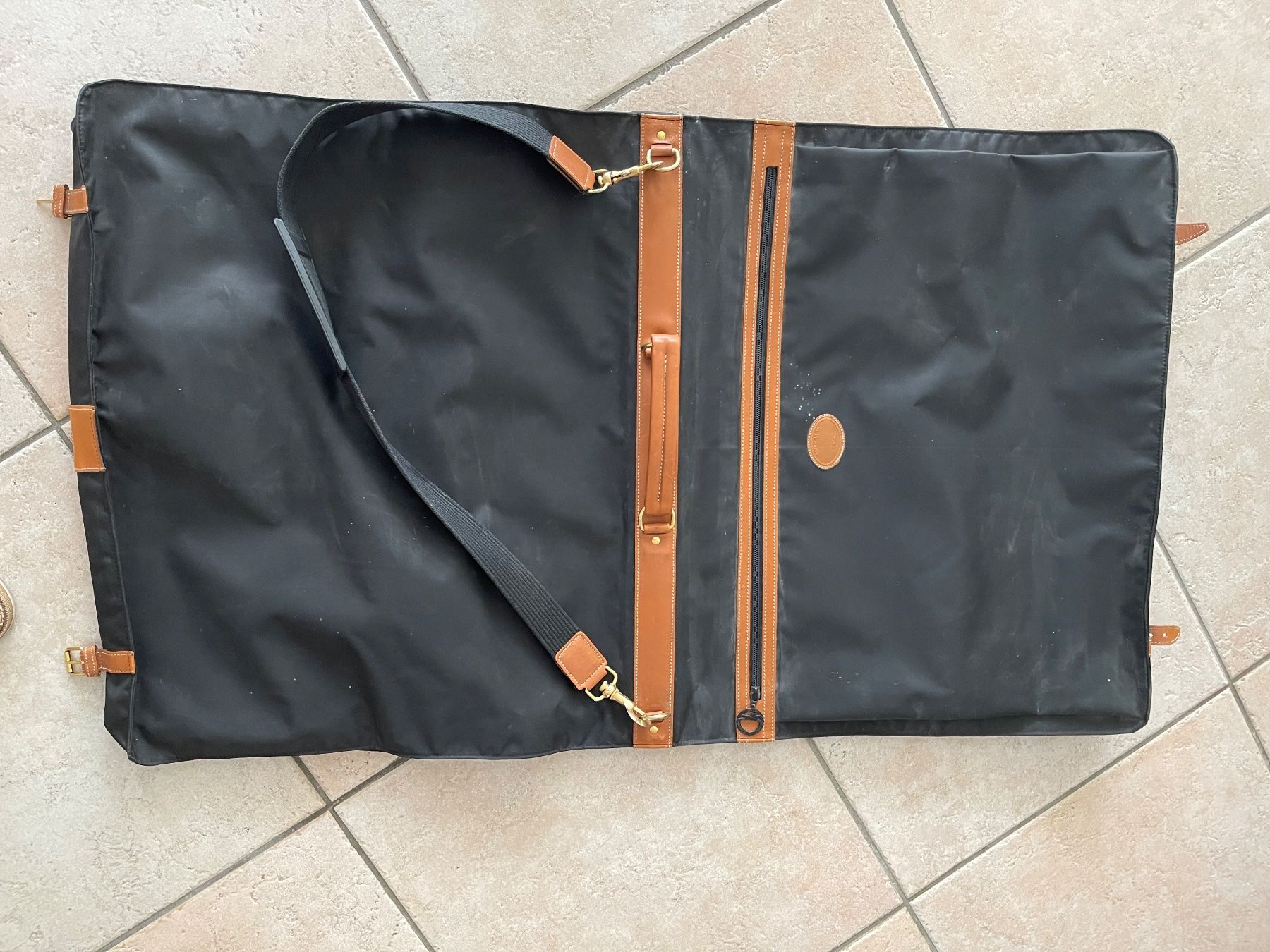 Longchamp Reisekoffer: LONGCHAMP Reisekoffer und Kleidersack – Gebraucht aus Schaffhausen von stregina 3