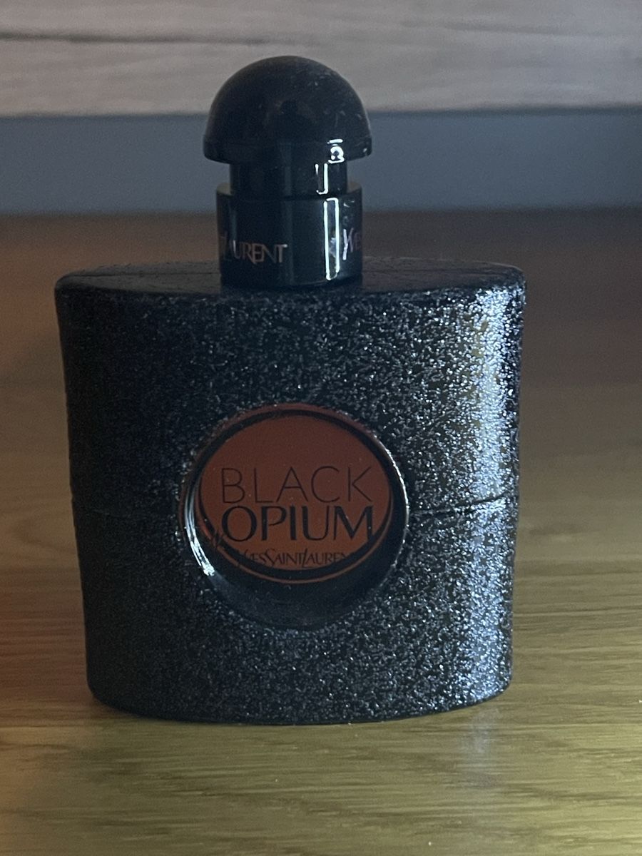 Saint Laurent Profumi & Eau de Toilette: YSL Black Opium - 50ml - VOLL – Nuovo e nell'imballaggio originale da Fehraltorf venduto da aly_fn