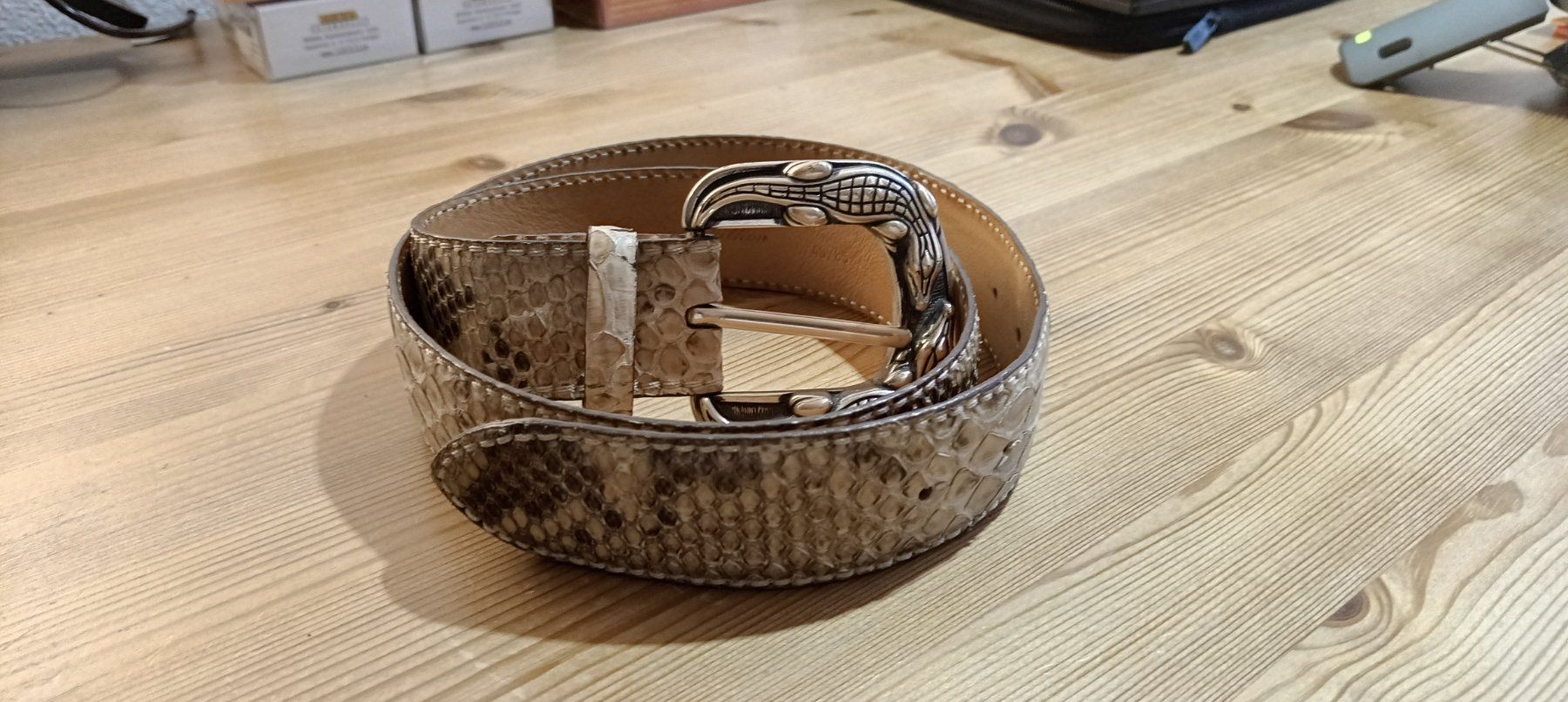 Cinture: REPTIL'S HOUSE GÜRTEL ECHT PYTHONLEDER LÄNGE 85 CM – Usato da Embrach venduto da nau_bj7j