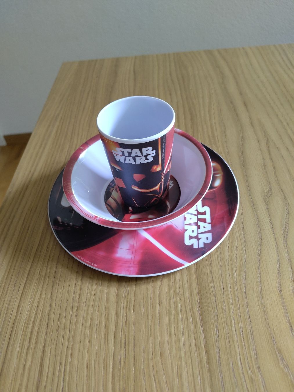 Geschirrsets: 3-teiliges Kinder-Geschirrset Star Wars – Gebraucht aus Liebefeld von sam_7vm2
