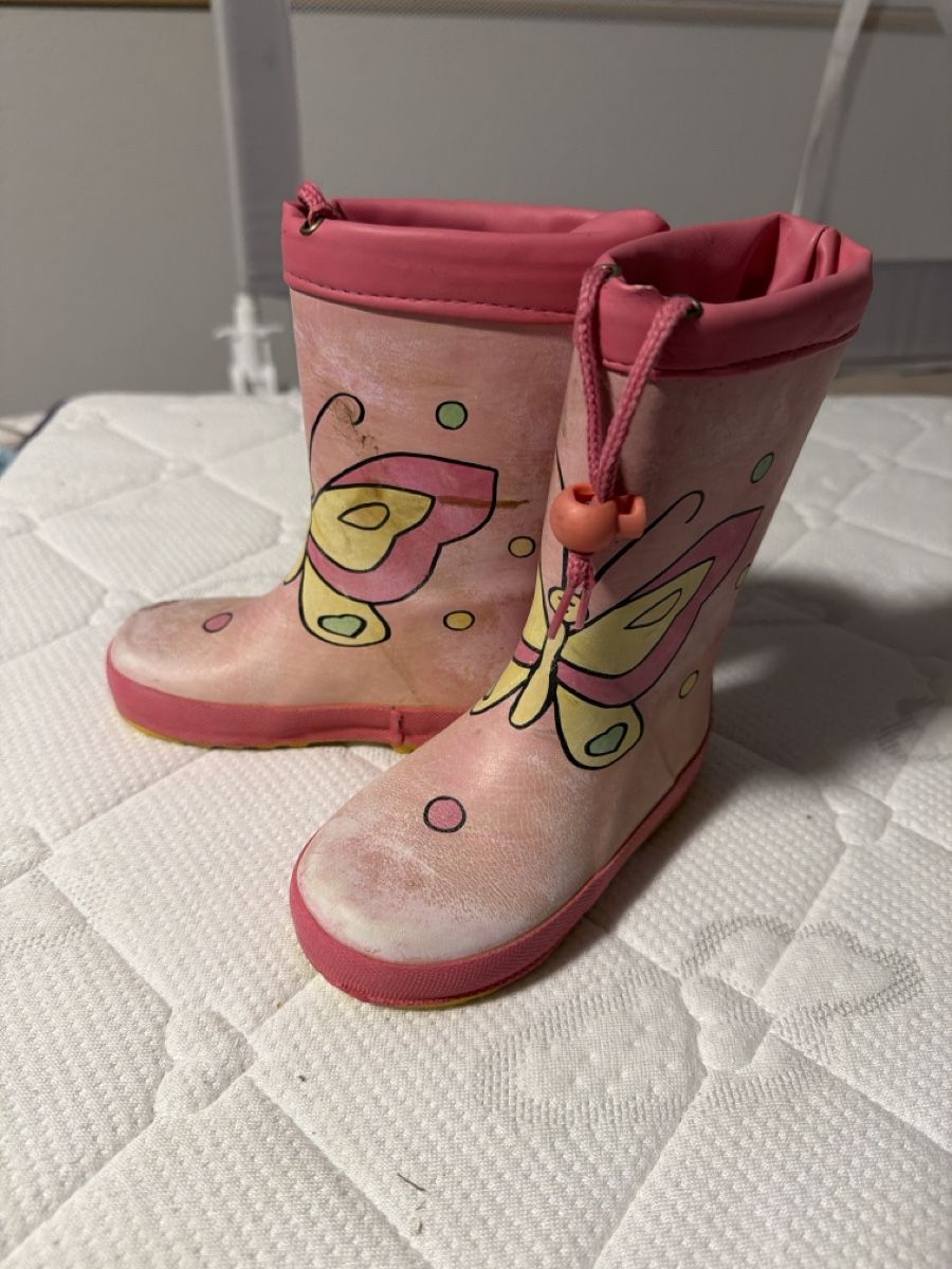Schuhe für Mädchen: Rwgenstiefel Gr. 24 – Gebraucht aus Oftringen von LikeiT