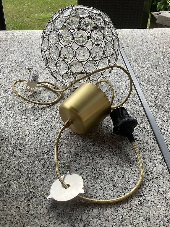 Kronleuchter & Deckenlampen: Lampe Kristall – Gebraucht aus Bönigen von SalesladySO 1