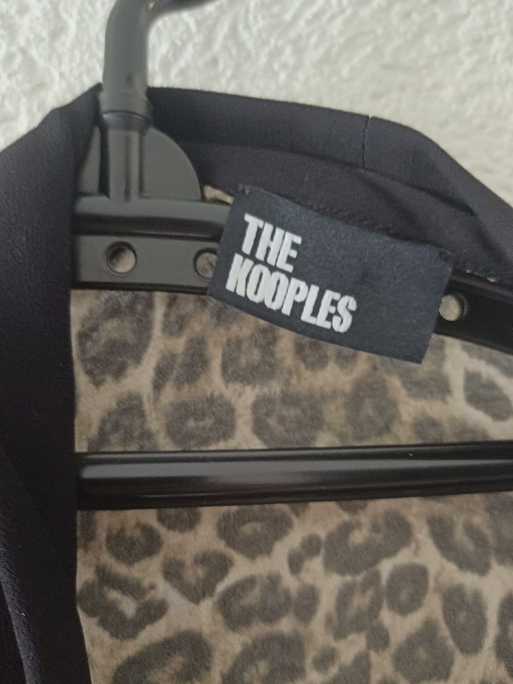 Kooples Camicette: Blouse léopard The Kooples – Nuovo (secondo la descrizione) da Collonges venduto da cam_72xf 2