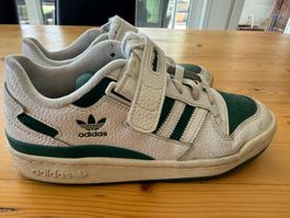 Adidas Leder Grösse 39 1/3 grün weiss