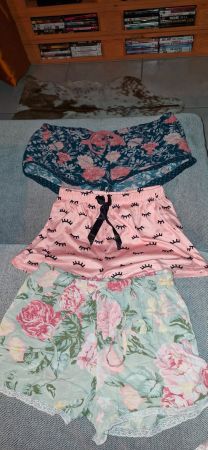 Sommer/Schlaf-Shorts mit Blumenmuster