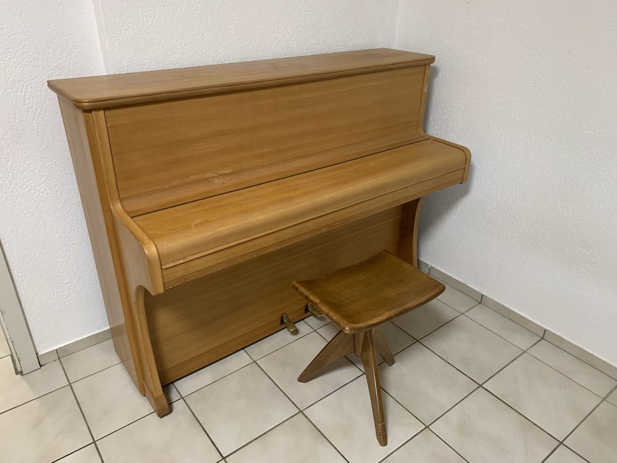 Musikinstrumente: Klavier Sabel – Defekt aus Füllinsdorf von schja3