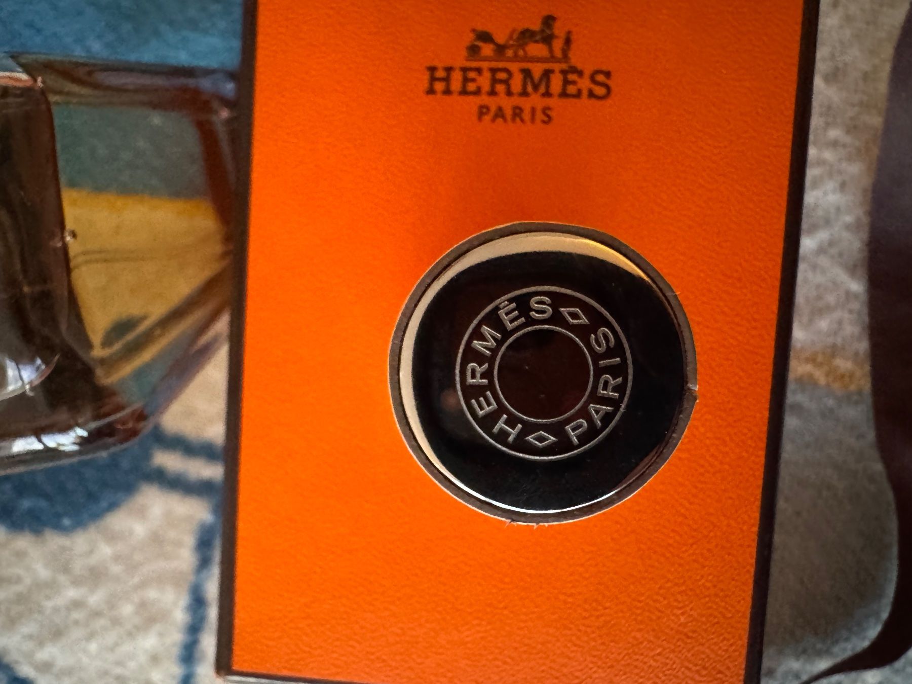 Hermès Profumi & Eau de Toilette: Hermès Oud Alezan 100ml neuf – Nuovo e nell'imballaggio originale da Genève venduto da Allisgood 9