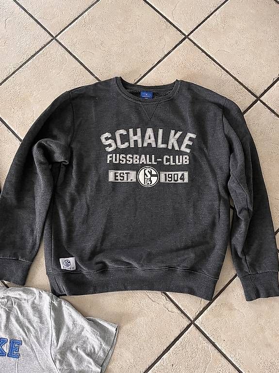 Maglioni & Felpe: Schlake 04 Pullover – Usato da Studen BE venduto da sch_z82c