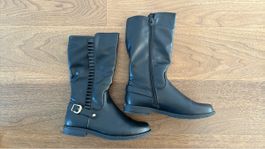 Stylische schwarze Stiefel für Mädchen. Grösse 35