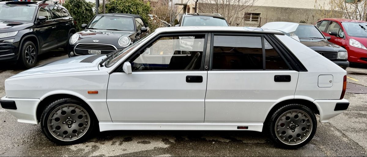 Lancia Autos: Lancia Delta HF Turbo  – D'occasion à Bevaix par Jerome.P 2