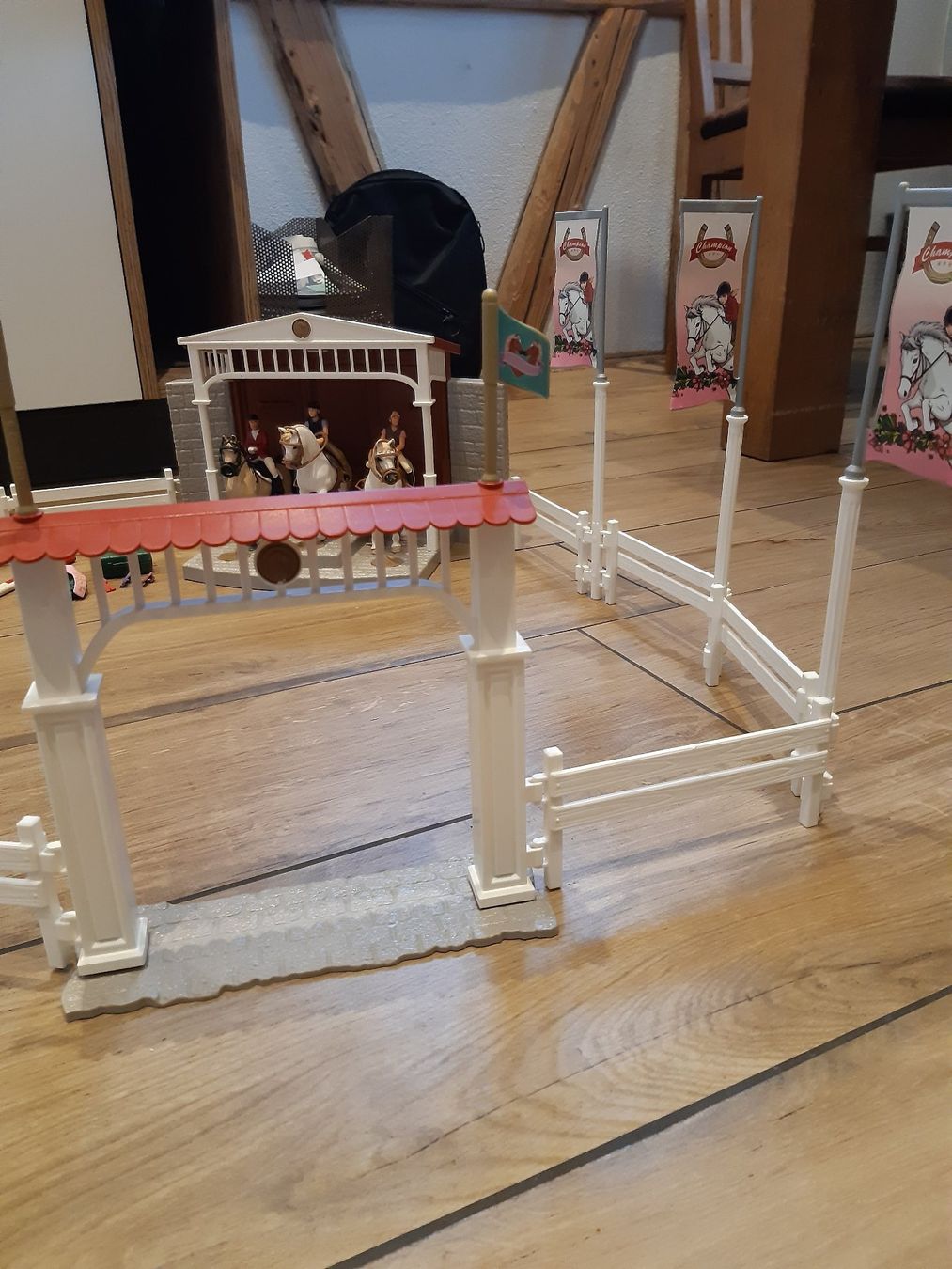 Schleich Giocattoli: Schleich Turnierplatz – Usato da Waldkirch venduto da Parry01 3