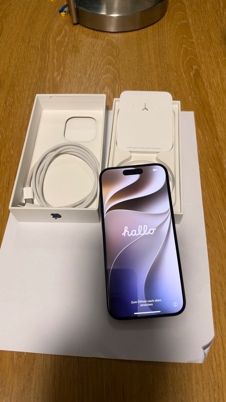 Apple Handys / Smartphones: iPhone 15 Pro blue 128GB – Gebraucht aus Richterswil von Ruvstein37