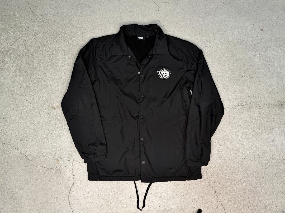 Vans Giacche: Vans Torrey Coach Jacket Schwarz Skate Classic Gr. S – Nuovo (secondo la descrizione) da Luzern venduto da Fabri2000
