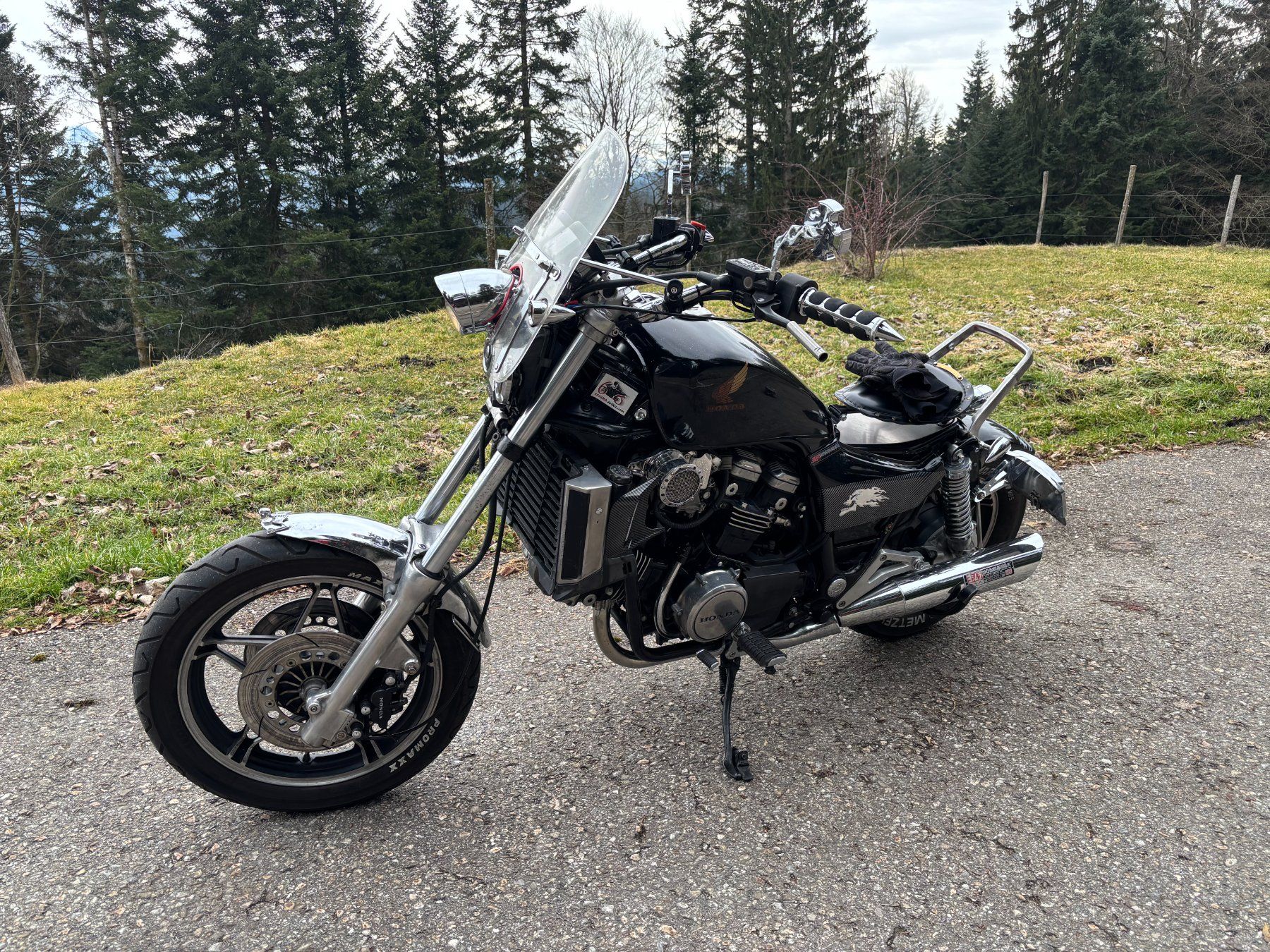 Honda Chopper: Chopper Honda VF 1100 C (Werkscode: SC 12), oder  als „V65 M – Usato da Mirchel venduto da Bulldoghene 3