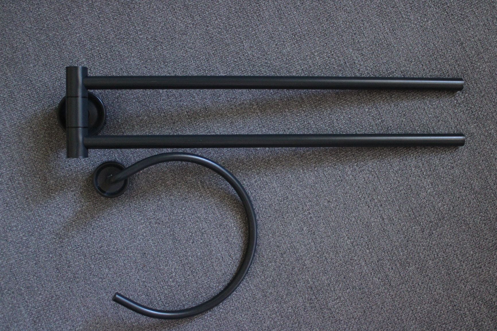 Kleiderbügel: Bathroom towel hangers – Neu (gemäss Beschreibung) aus Zürich von nir_n9jc