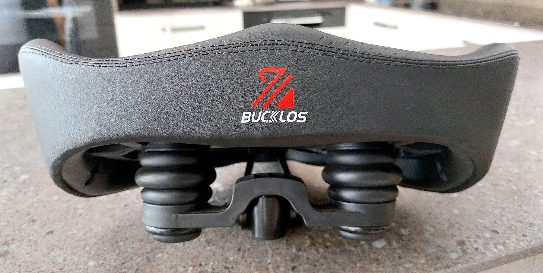 Pezzi di ricambio: Selle de vélo Confort large – Nuovo (secondo la descrizione) da Champagne venduto da K14 1