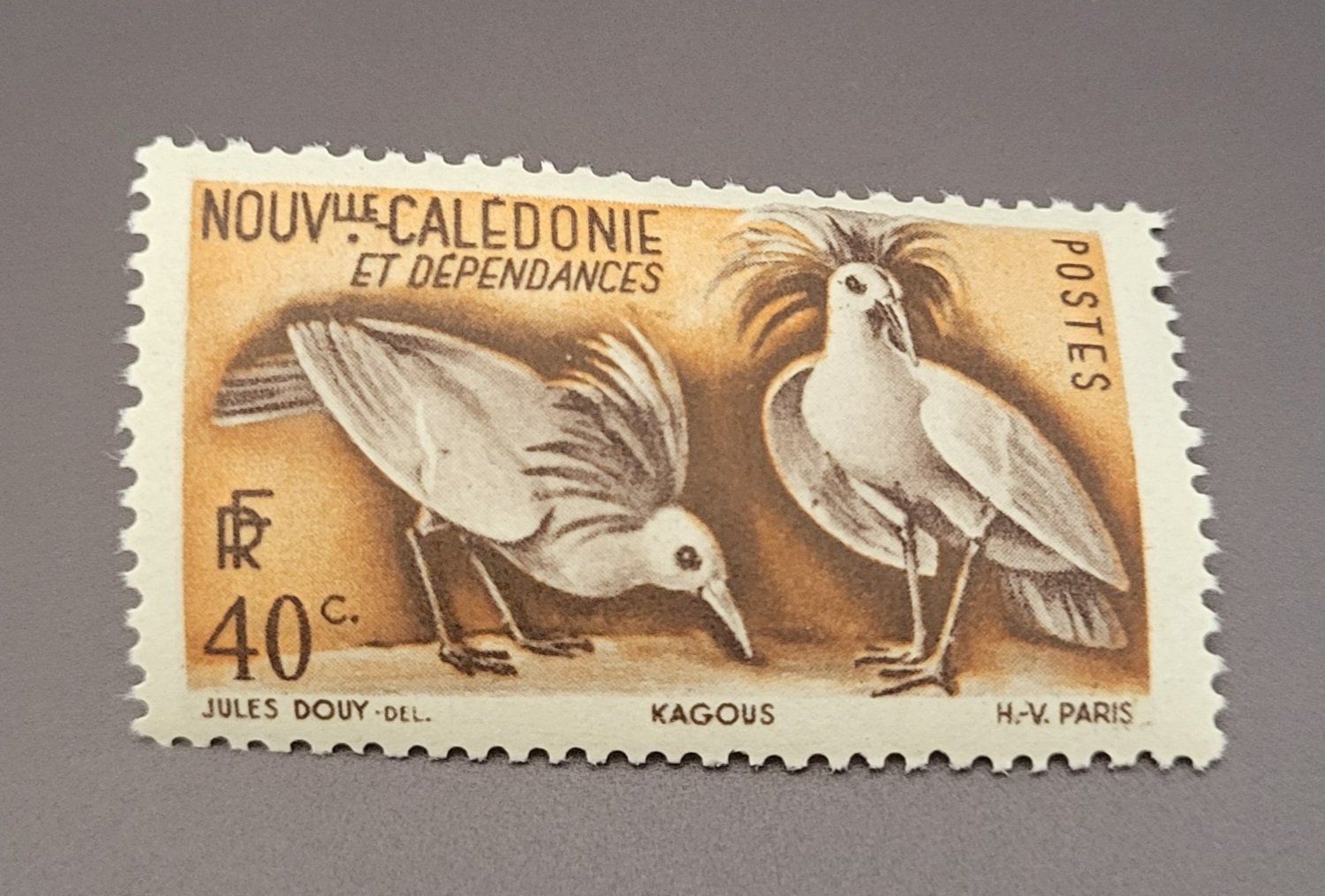 Tutti i francobolli: Neukaledonien 1948 Vogel alte briefmarke – Usato da St Gallen venduto da Stampsalshobby