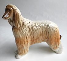 LOMONOSOV PORZELLAN-HUND*