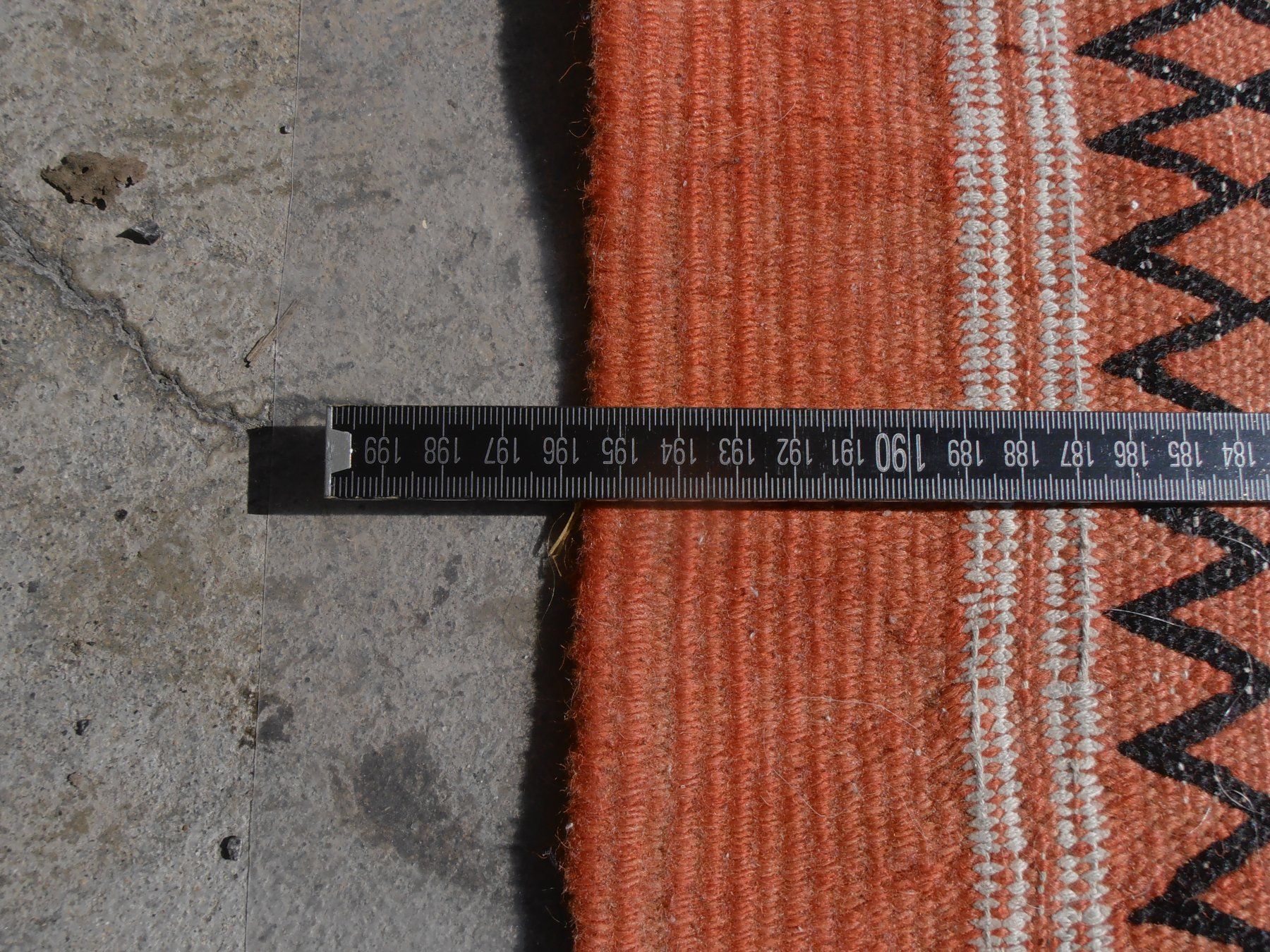 Tapis: Teppich – D'occasion à Müntschemier par galerieacht 1