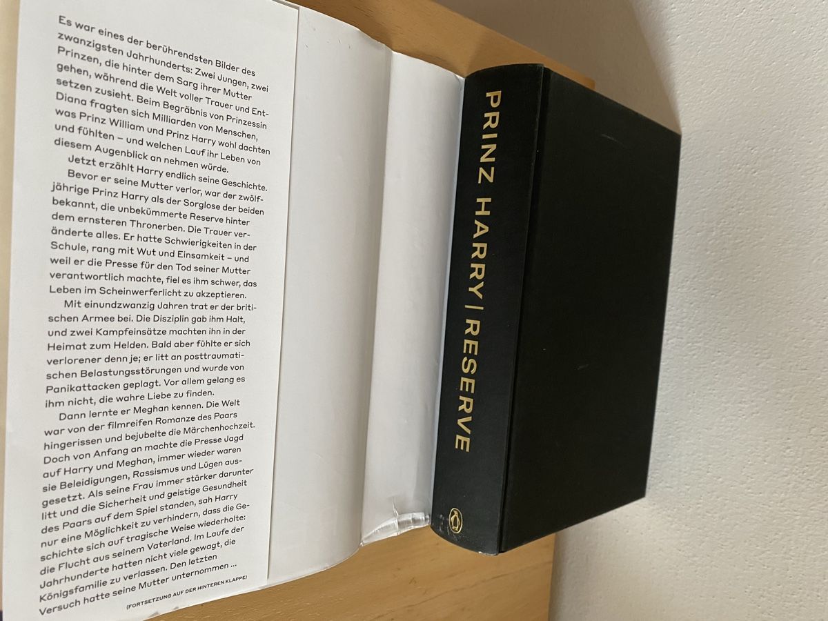 Bücher: Reserve - Prinz Harry – Gebraucht aus Schwarzenburg von Michellu 4