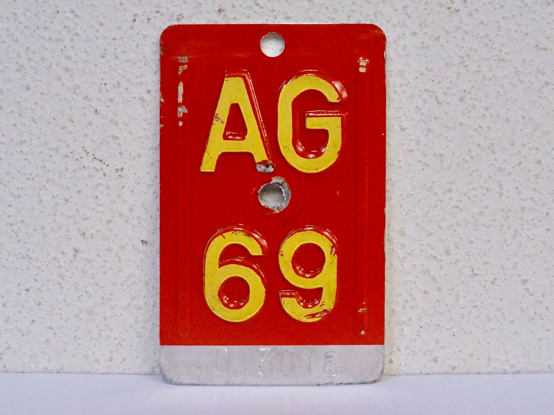 Schilder: AG 69 VELONUMMER - FAHRRADSCHILD – Gebraucht aus Kerzers von djstarsky73