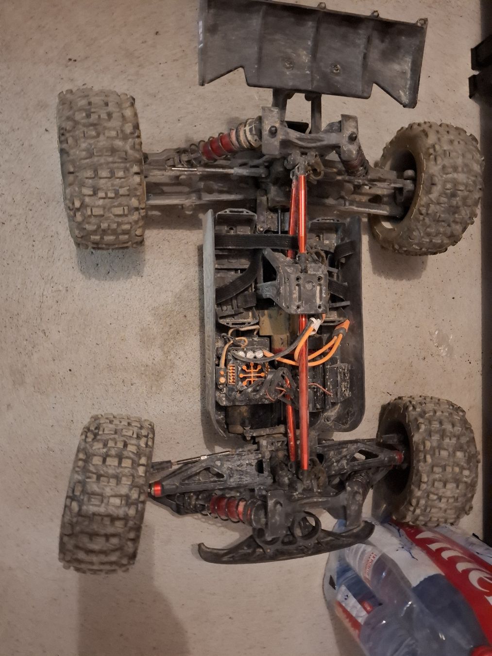 Arrma Modellismo RC: arrma 8s outcast – Usato da Schönenberg ZH venduto da Loecross1 4