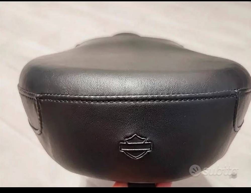 Toutes les pièces détachées moto: Sella Harley Davidson Dyna  – D'occasion à Losone par mar_n5ds 1