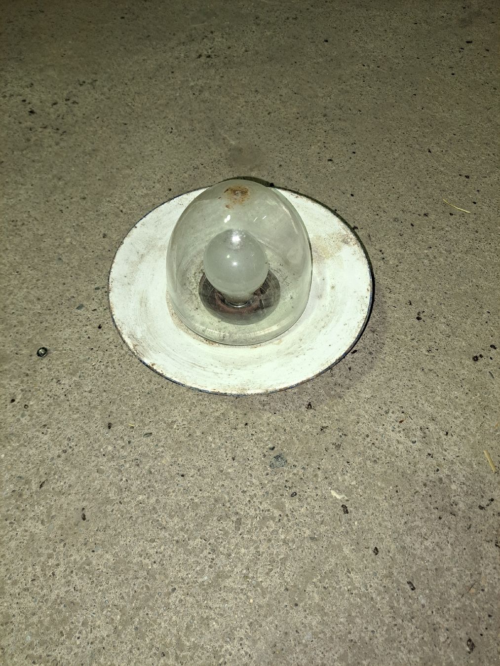 Lampen: Alte Lampe weiss – Gebraucht aus Ricketwil (Winterthur) von Martin8406 1