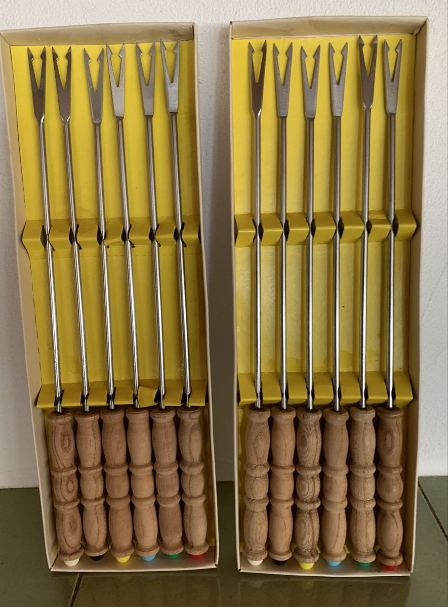 Gabeln: 12 Vintage Fondue Gabeln – Gebraucht aus Egg b. Zürich von ohtannenbaum