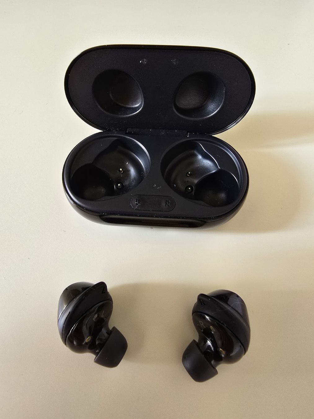 Samsung Cuffie: Samsung Galaxy Buds+ schwarz  – Usato da Würenlos venduto da Lea.Maria.Hotz 2
