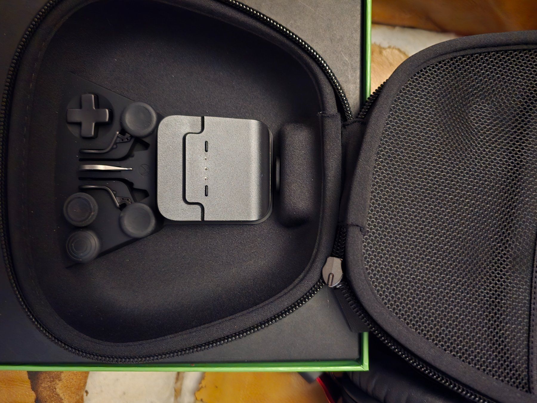 Microsoft Console: Xbox Series x 1TB 2 Jahre Garantie 3 Controller – Nuovo (secondo la descrizione) da Wasen im Emmental venduto da lau_ydx5 4