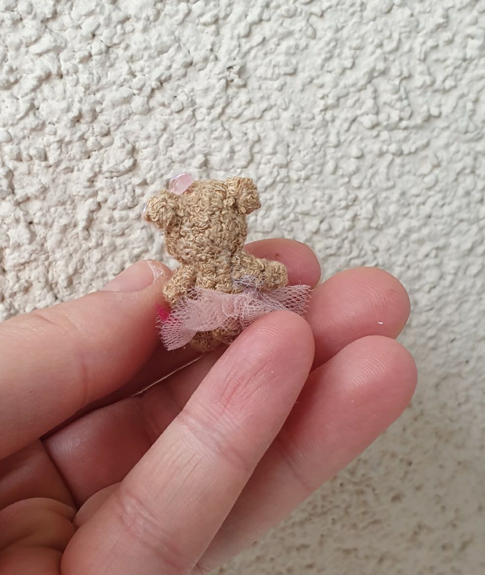 Statuette: Handgefertigte Miniatur Bärchen  3 cm in einer Walnussschale – Nuovo (secondo la descrizione) da Gelterkinden venduto da Macrameed 3