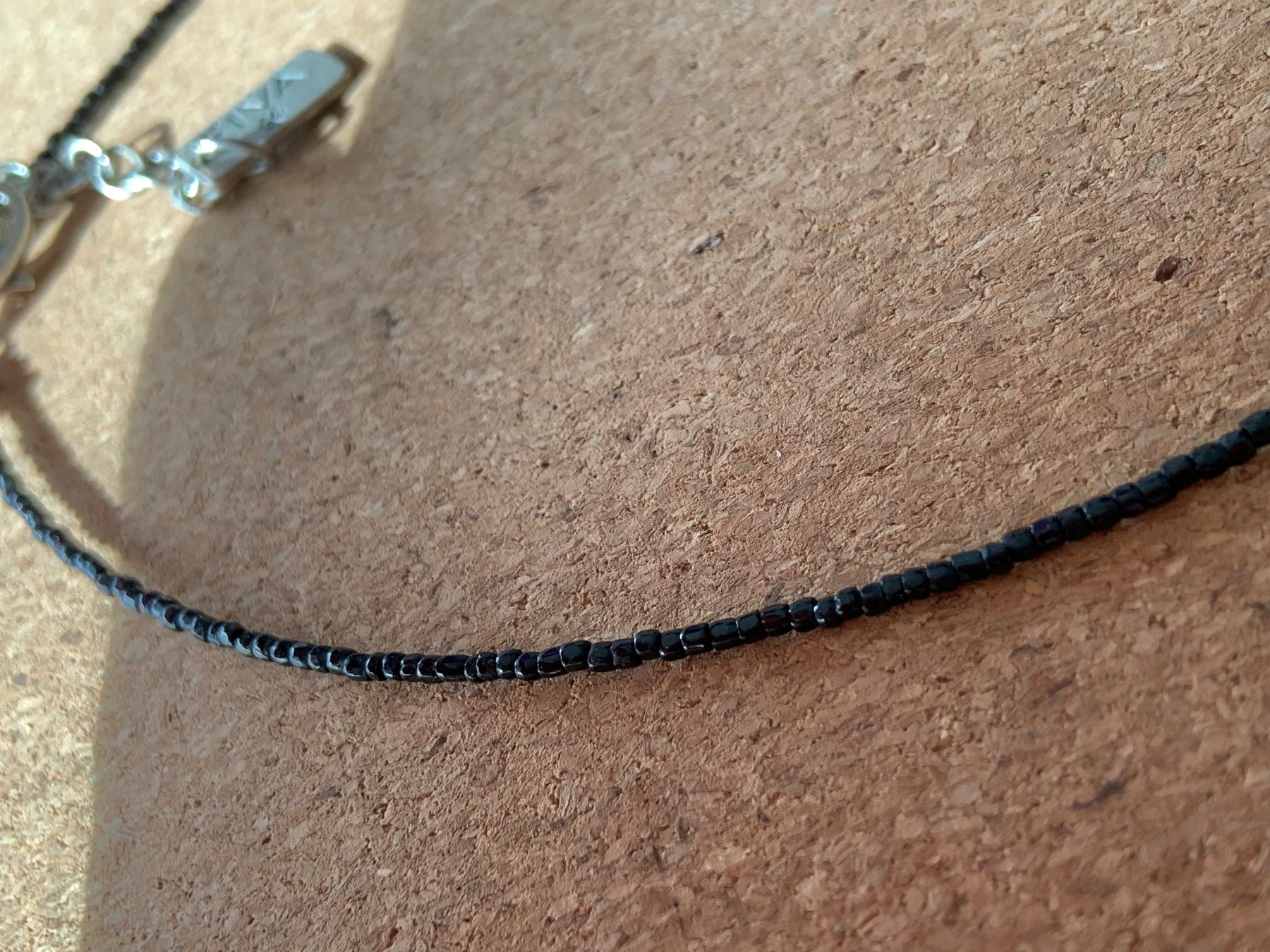 Catenine: Kette Perlmut-schwarz-farbig (40cm) – Usato da Laufen venduto da Bellavitaboom 6