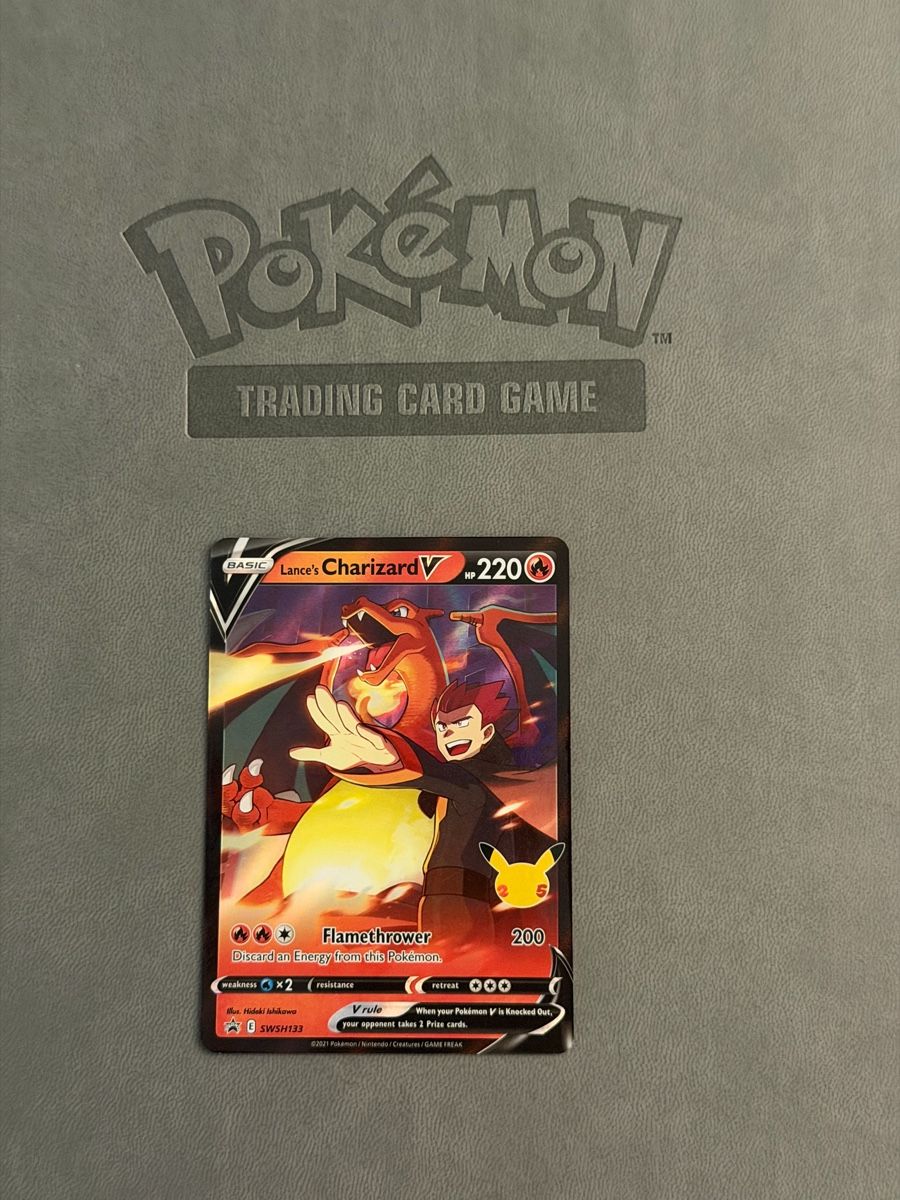 Pokémon Cartes à collectionner: Lance's Charizard V (SWSH 133) – D'occasion à Biel/Bienne par SeeLoewe55
