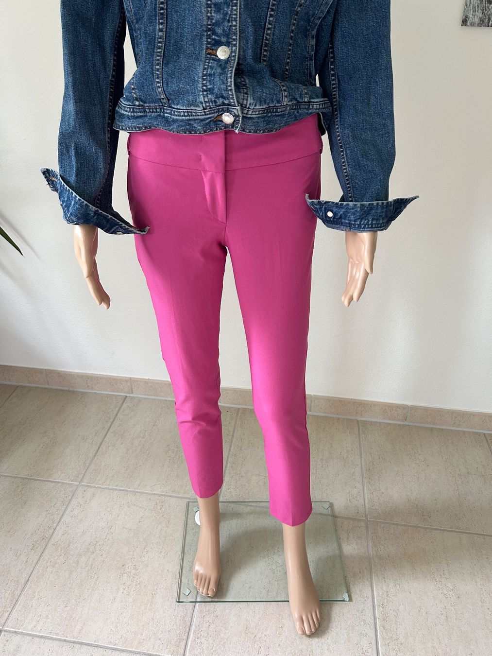 Pantaloni: Hose Pink Bovona – Usato da Saland venduto da ele_vc96