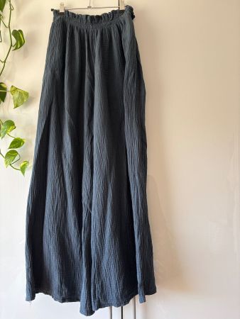 BY COCO MADE IN ITALY blaue Hose Musseline