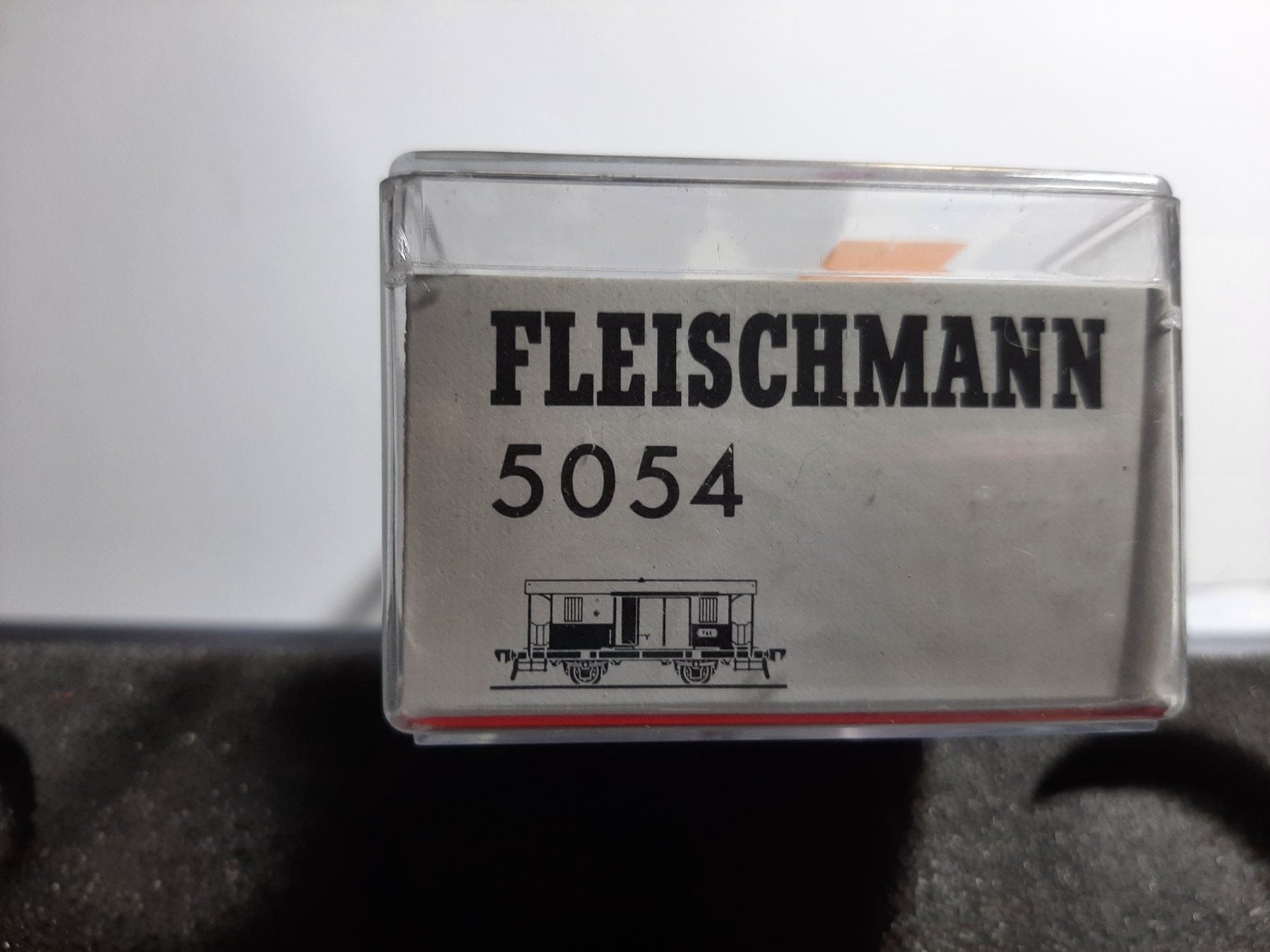 Fleischmann Modellini di ferrovie: FLEISCHMANN 5054 – Usato da Avully venduto da RIVALIS 5