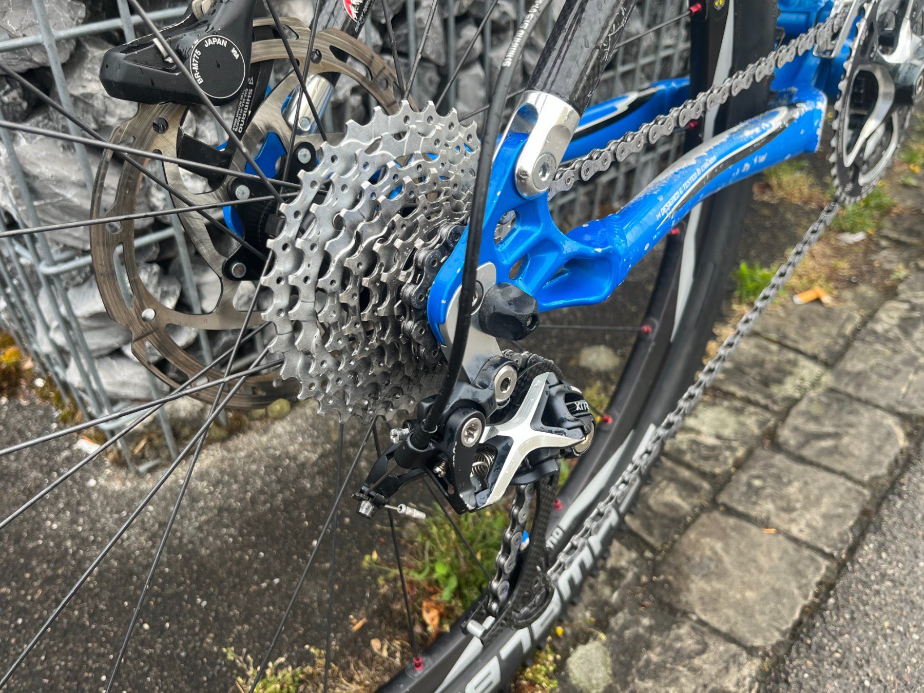 Rocky Mountain Bicycles Biciclette: MTB Rocky Mountain Element-70 Disc Medium – Usato da Bülach venduto da B2RS 1