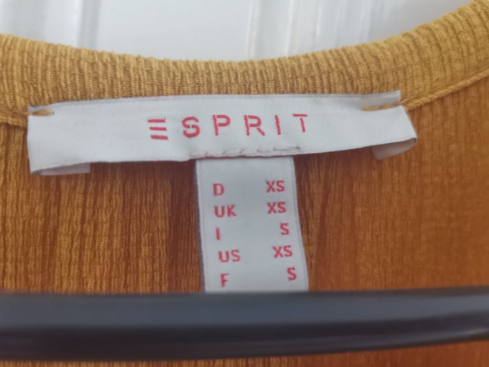 Robe ESPRIT Kaufen auf Ricardo