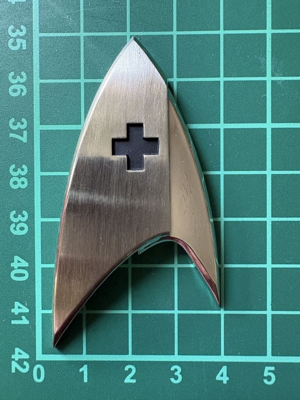 Placchette & Badge: Star Trek Badge Replikas 'Discovery' – Usato da Morgarten venduto da Ssolaris 4