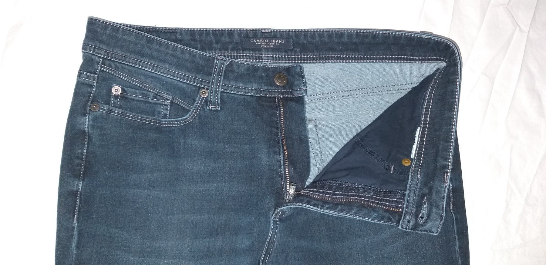 Cambio Jeans: Jeans CAMBIO VINTAGE EDITION    Taille/Grosse M – Usato da Cossonay-ville venduto da Super-Price-Quality 3