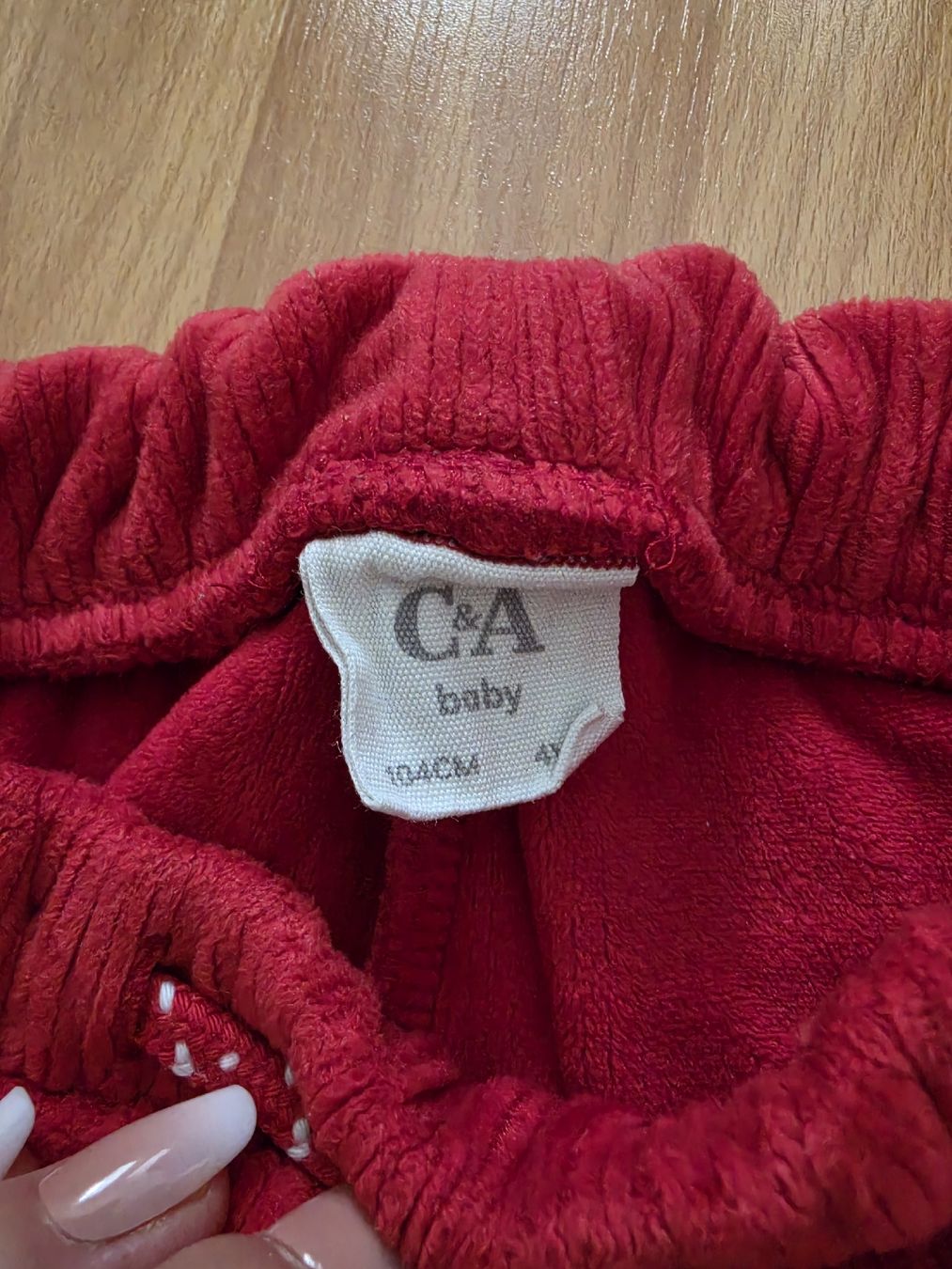 C&A Hosen: Weihnachtshose Grösse 104 C&A – Gebraucht aus Schliern b. Köniz von Jemy94 1