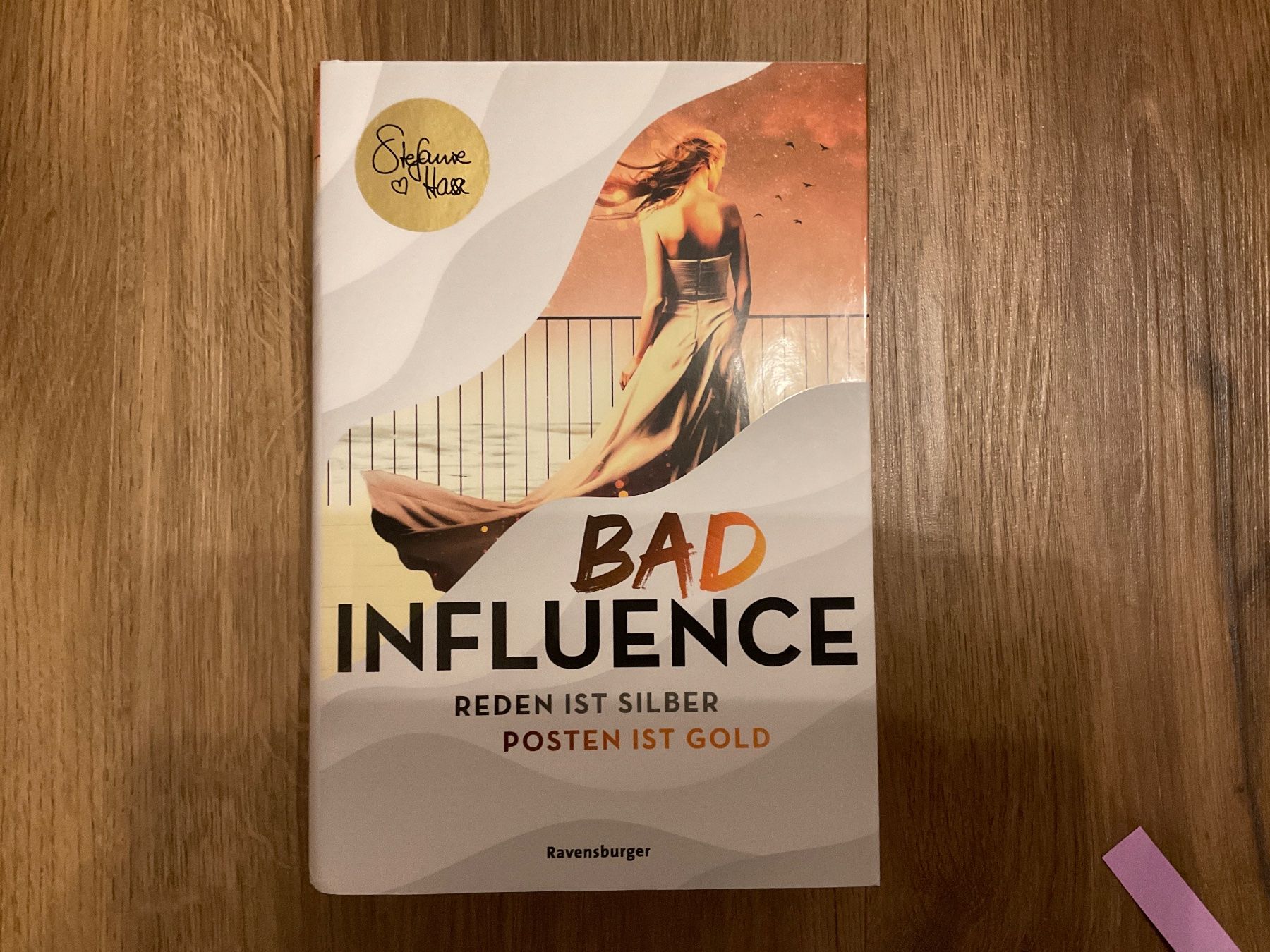 Libri: Bad influence - Stefanie Hasse SPECIAL EDITION – Nuovo (secondo la descrizione) da Winterthur venduto da emma_zw