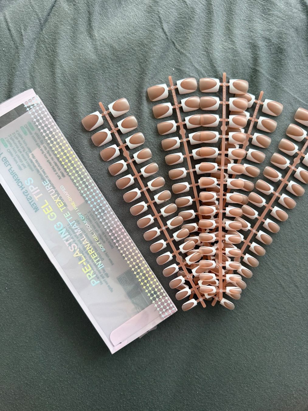 Künstliche Fingernägel: Press on Nails – Neu und originalverpackt aus Baar von and_x9gz