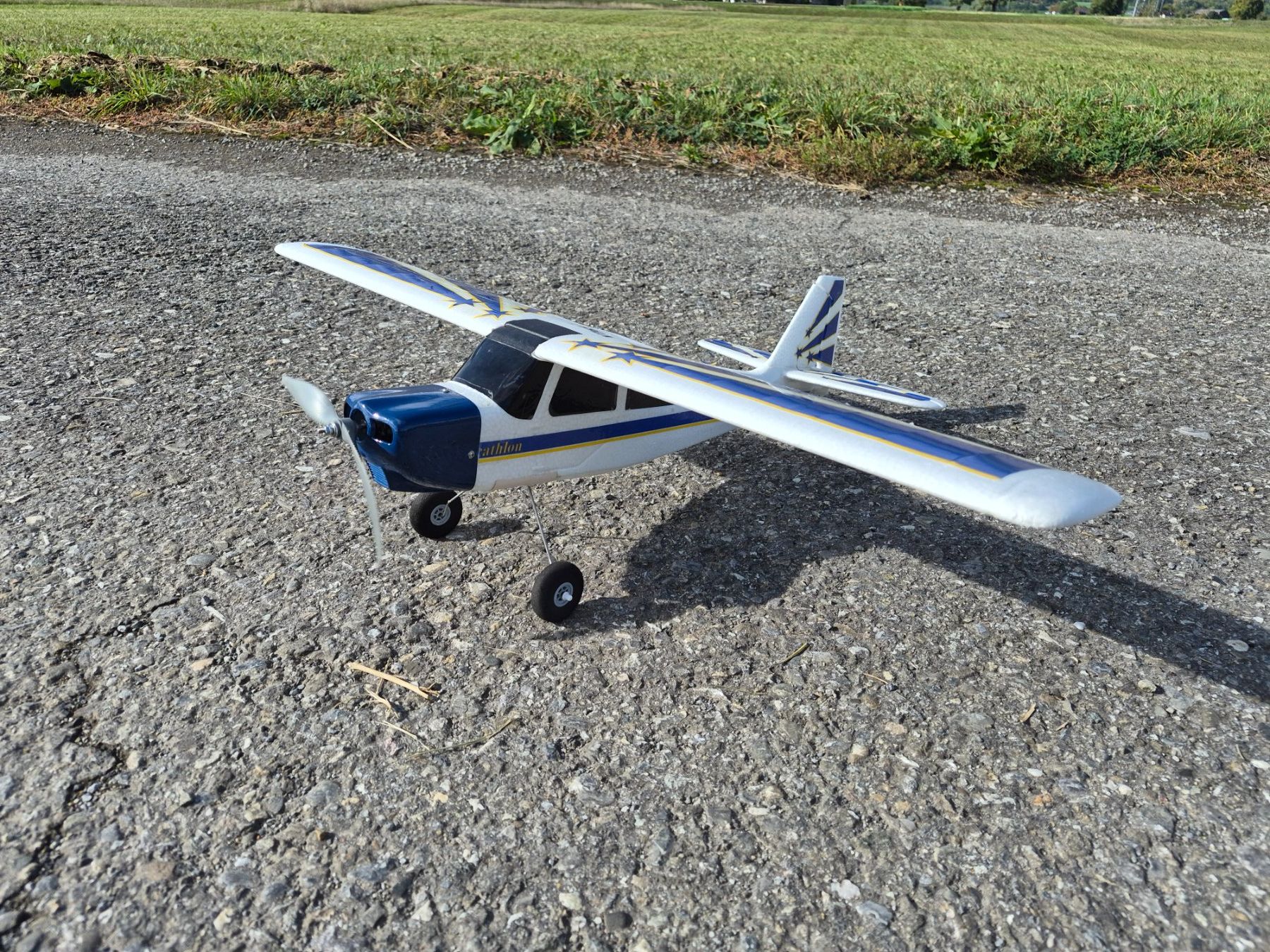 RC Modellbau: RC Modellflugzeug  Hochdecker – Gebraucht aus Uttigen von eomat