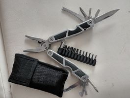 Multitool Meister Werkzeuge Edelstahl mit Bit-Set gebraucht