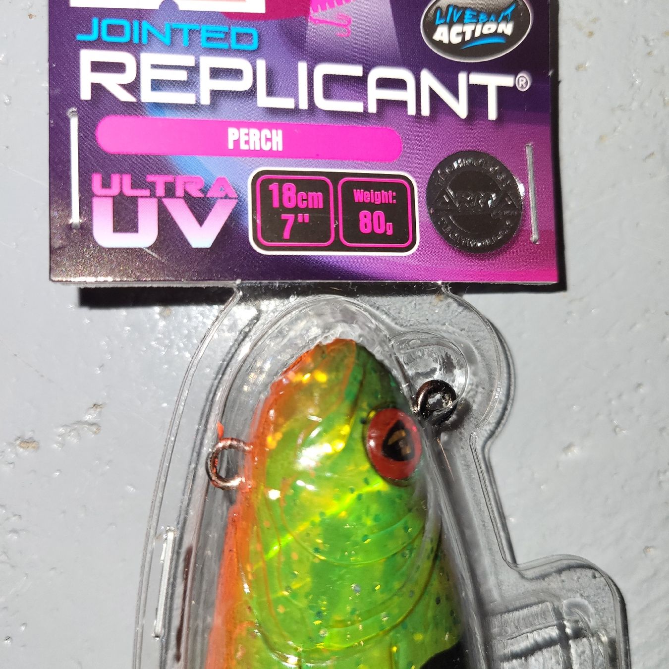 Esche: leurre fox replicant jointed 18 cm UV perch – Nuovo e nell'imballaggio originale da Lentigny venduto da Davide599 1